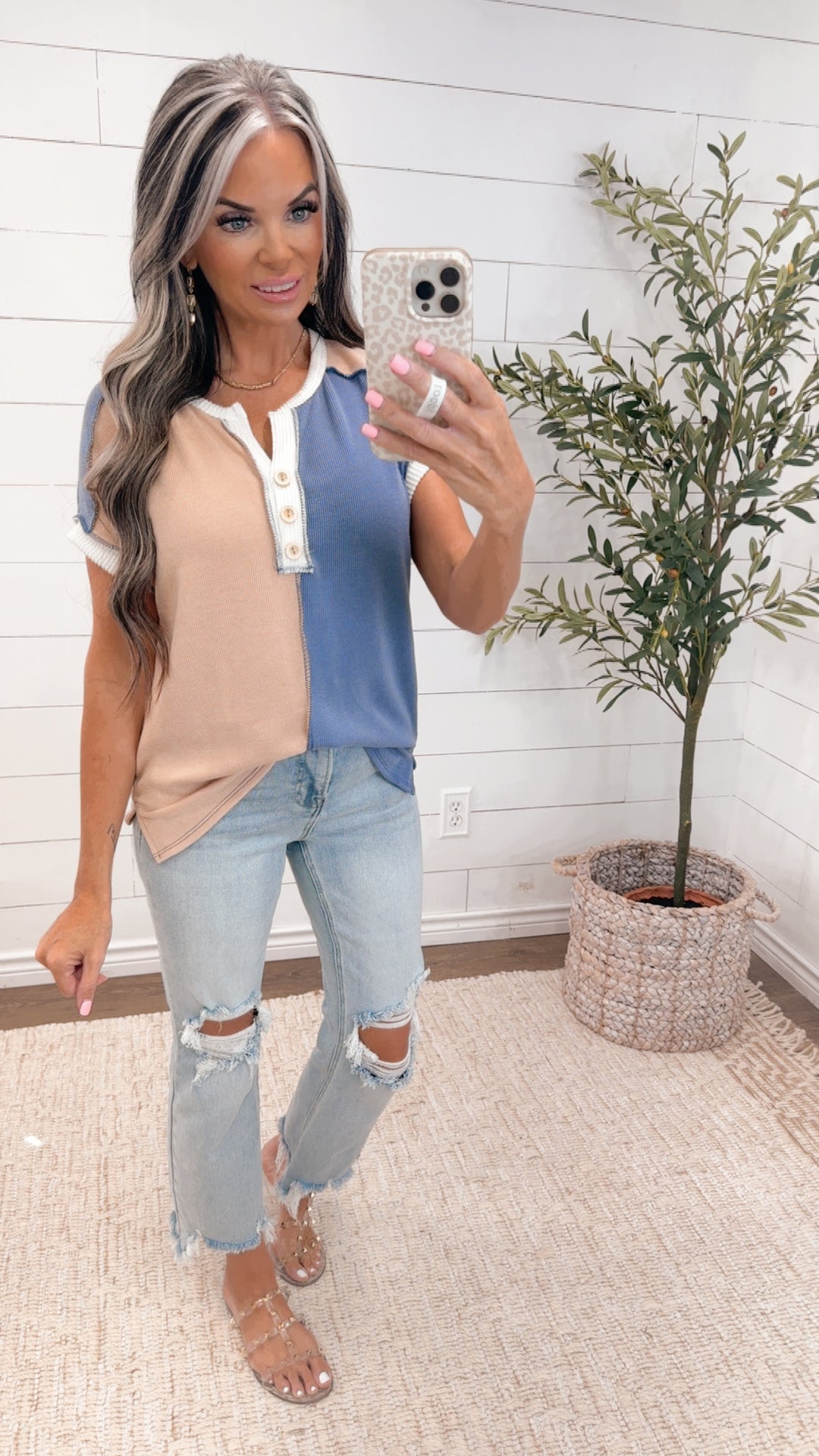 COASTLINE CONTRAST HENLEY TOP
