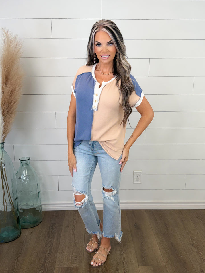 COASTLINE CONTRAST HENLEY TOP