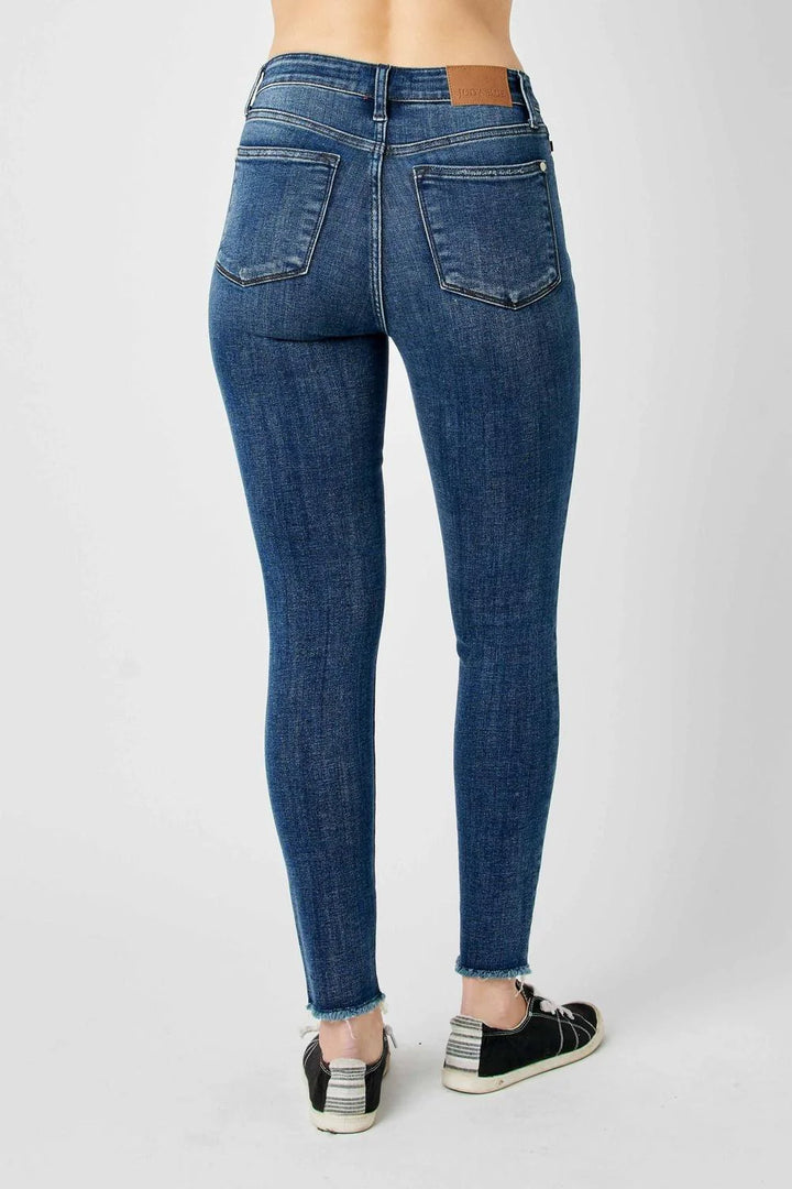 DOORBUSTER JUDY BLUE  SKINNY JEANS DARKWASH HIGH RISE